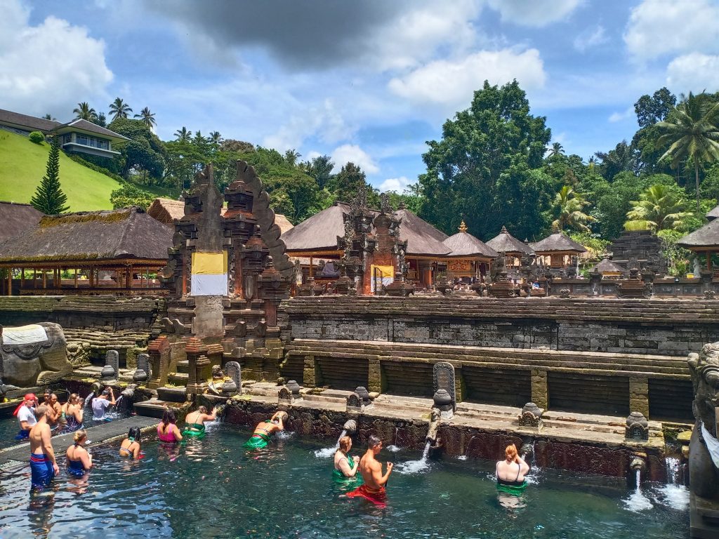 Holly spring Tirta empul