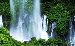 Tiu Kelep Sendang - Gile Waterfalls